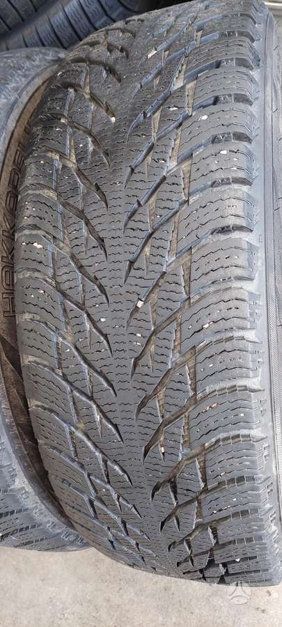 Nokian, зимние 215/65 R17