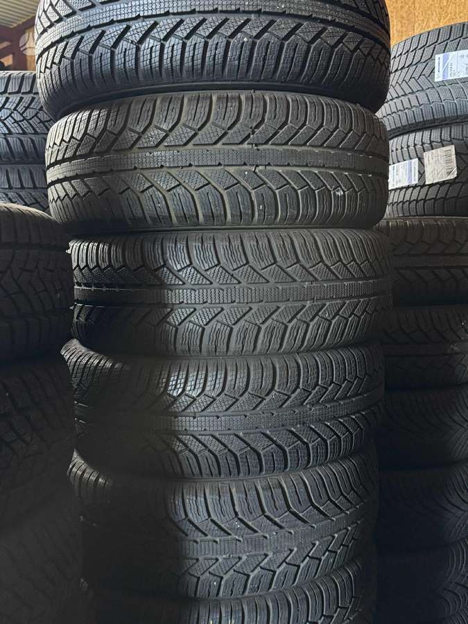 Semperit MASTER-GRIP 2, žieminės 205/60 R16