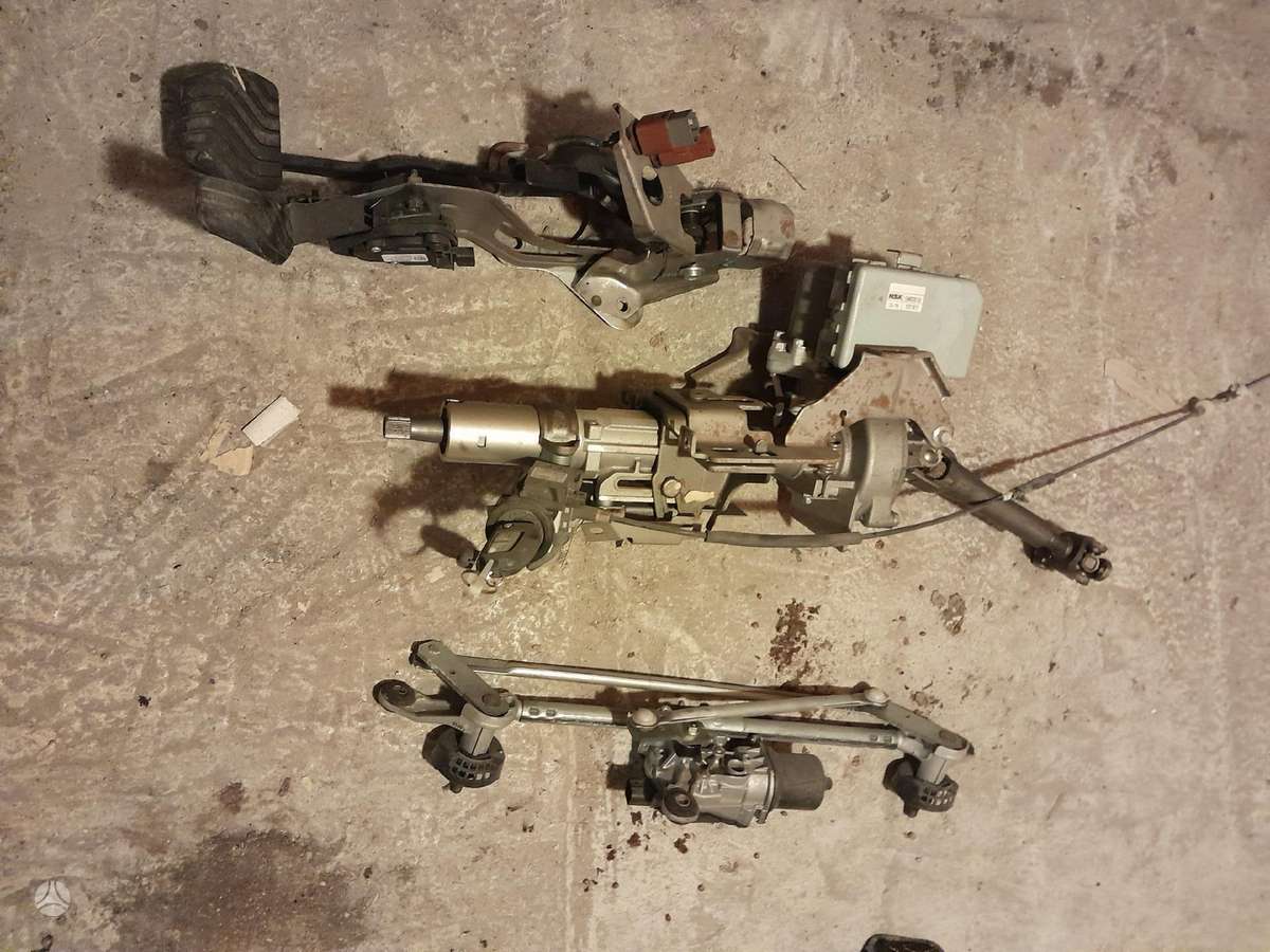 Nissan X-Trail interior parts