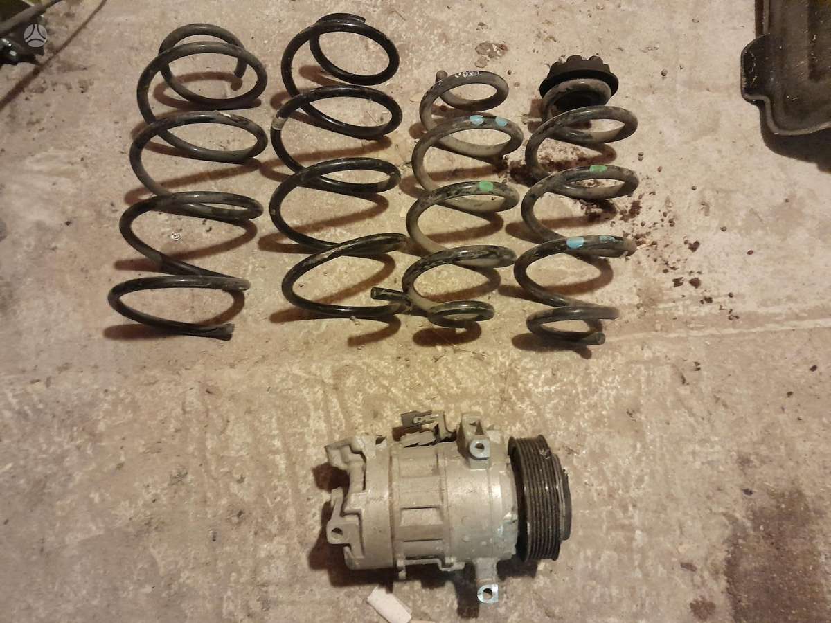 Nissan X-Trail interior parts