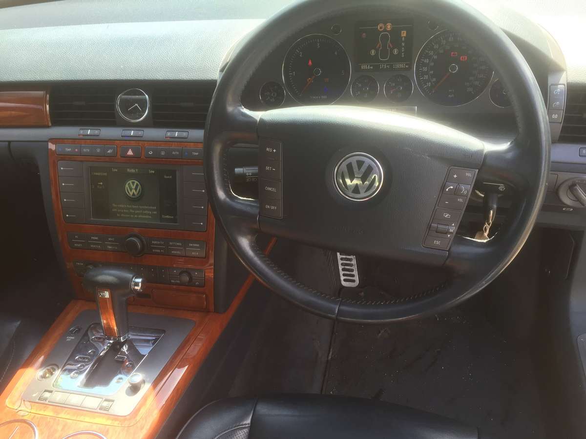 Volkswagen Phaeton