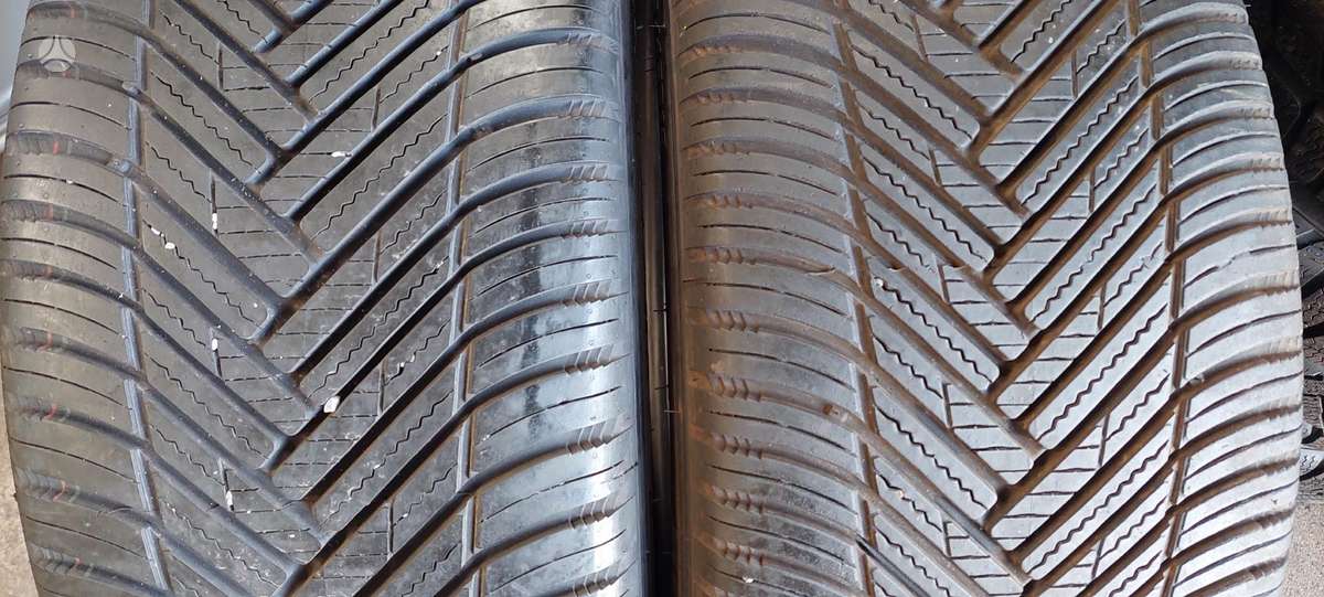 Hankook, all-season 245/45 R18