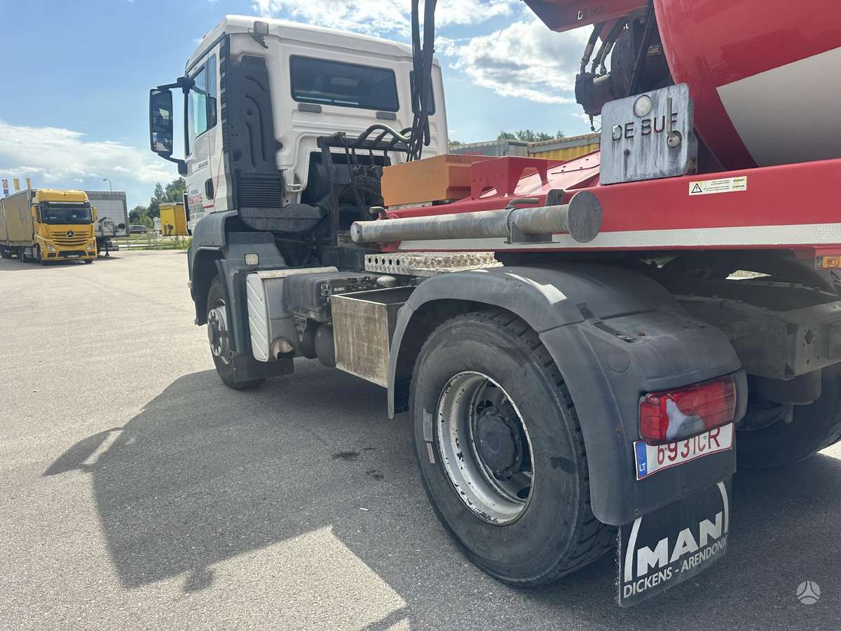 -Kita- De Buf, concrete mixer