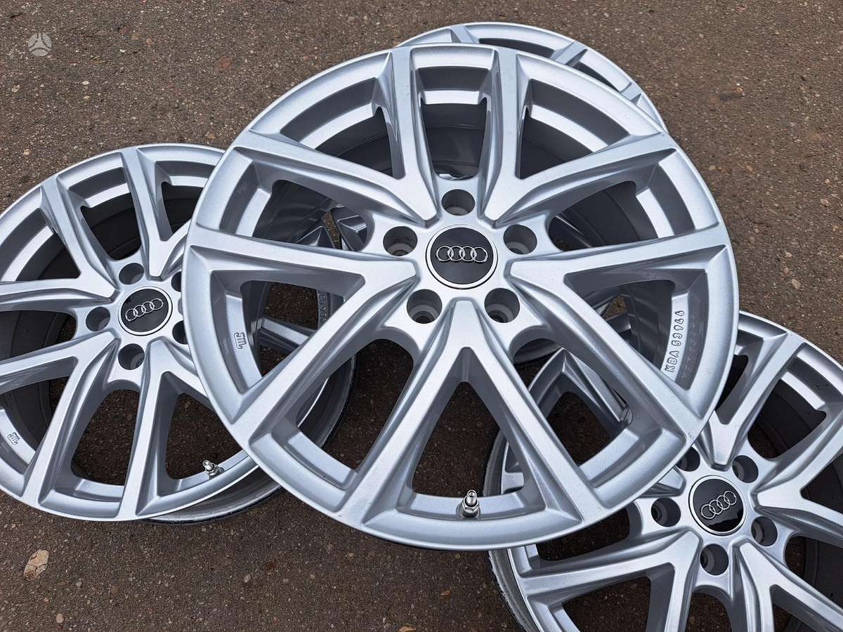 Audi A4 B8 7j et45, легкосплавные , R17