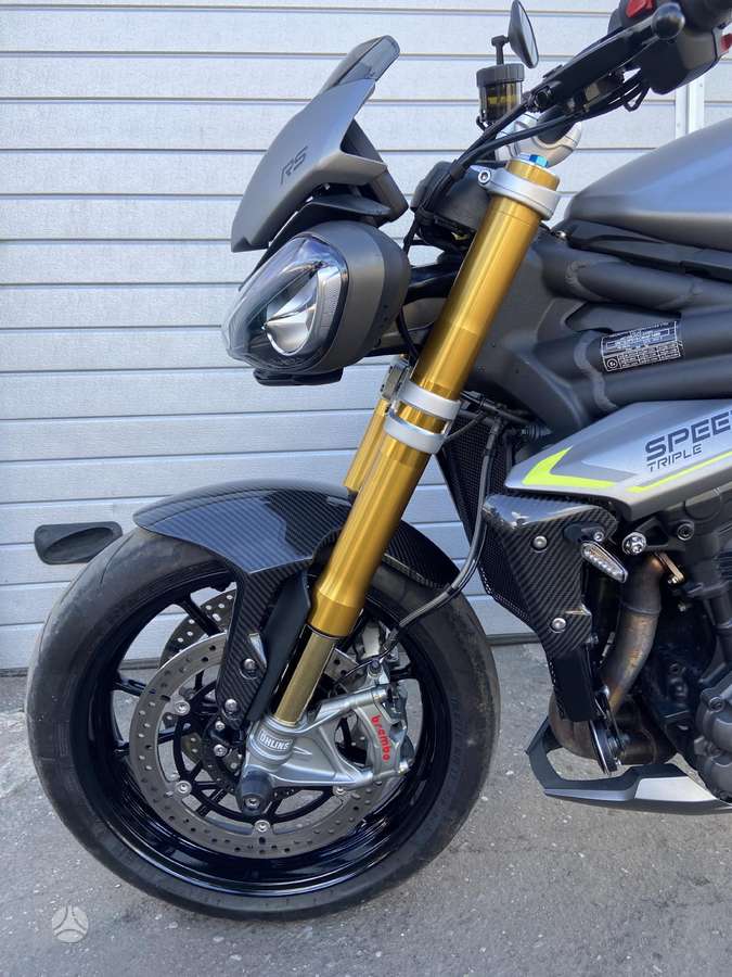 Triumph Speed Triple 1200cc, street / classic