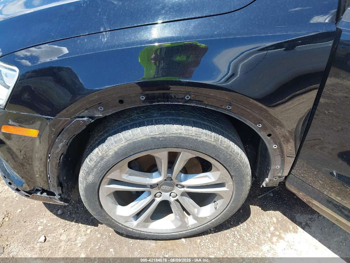 Audi Q3 rezerves daļās. Dalimis