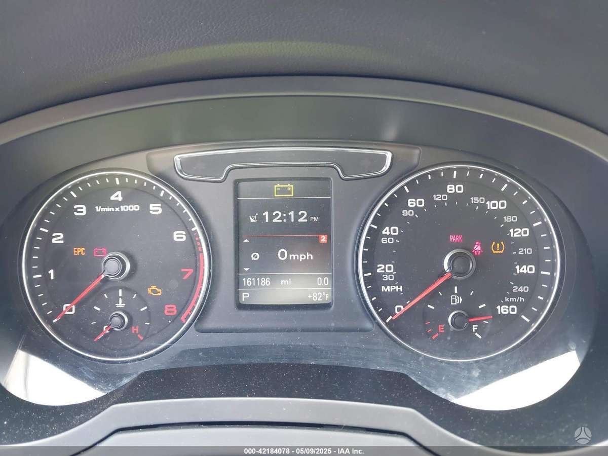 Audi Q3 for parts. Dalimis