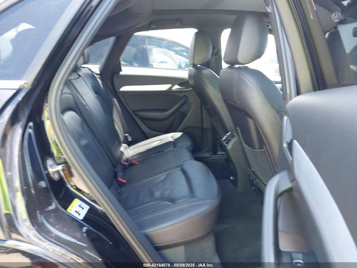 Audi Q3 for parts. Dalimis