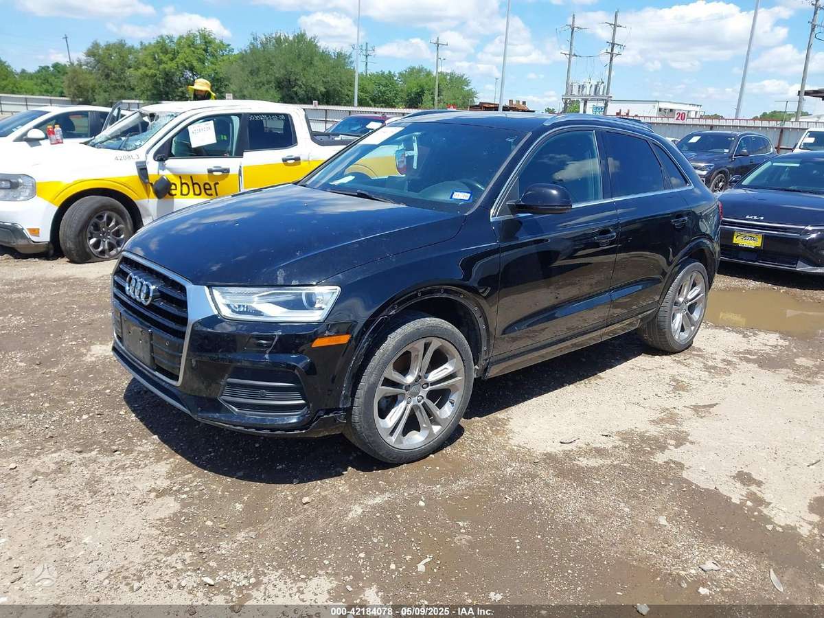 Audi Q3 for parts. Dalimis