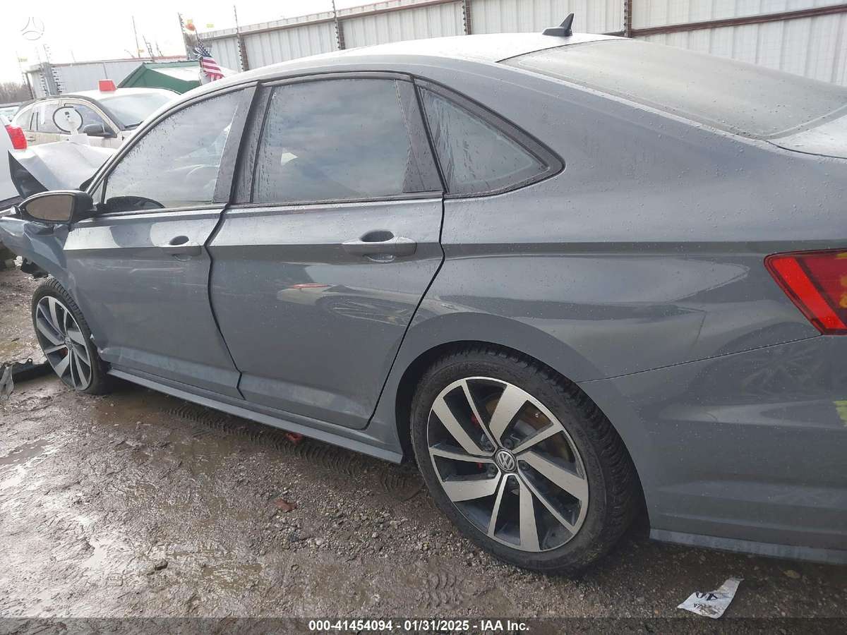 Volkswagen Jetta по частям. Dalimis