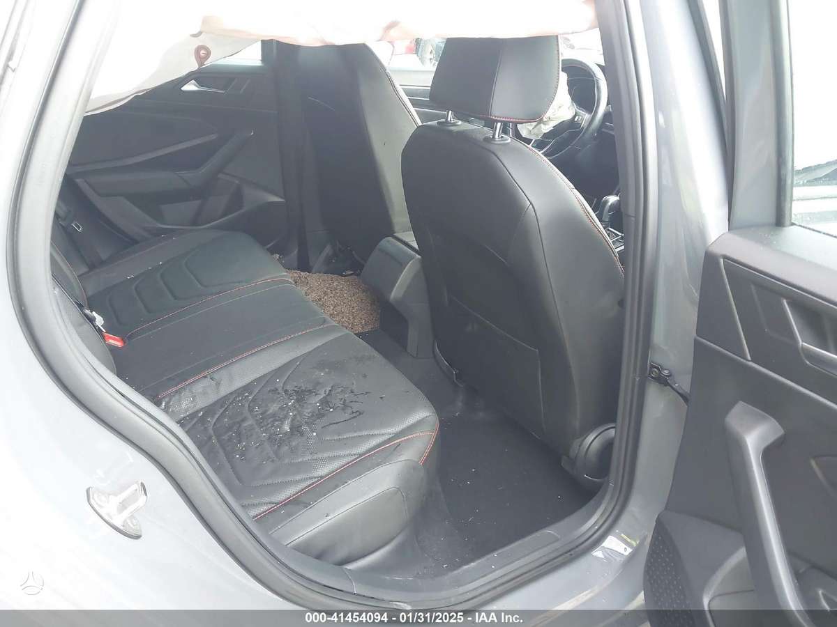 Volkswagen Jetta for parts. Dalimis