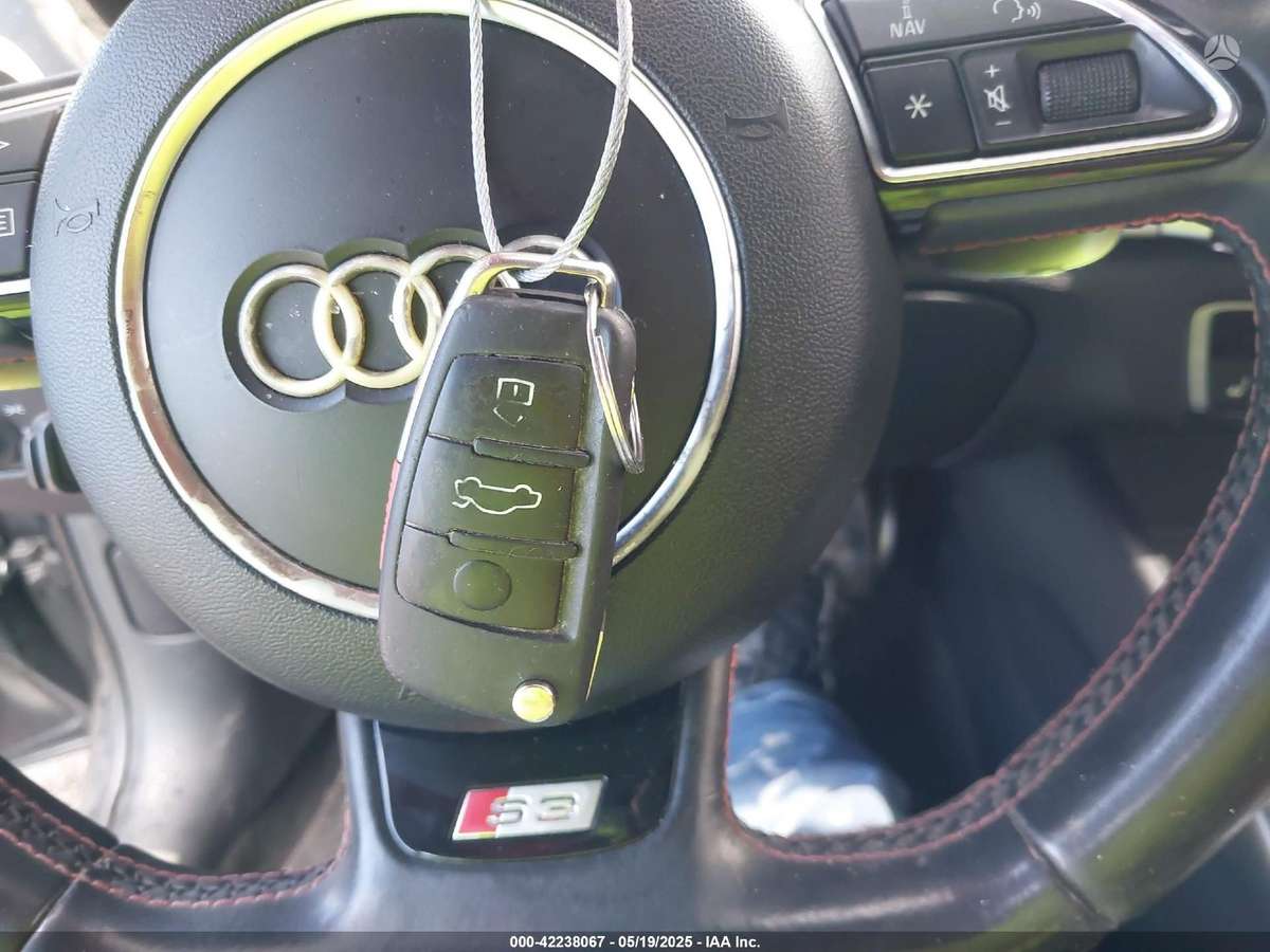 Audi S3 dalimis. Usa audi s3 dalimis