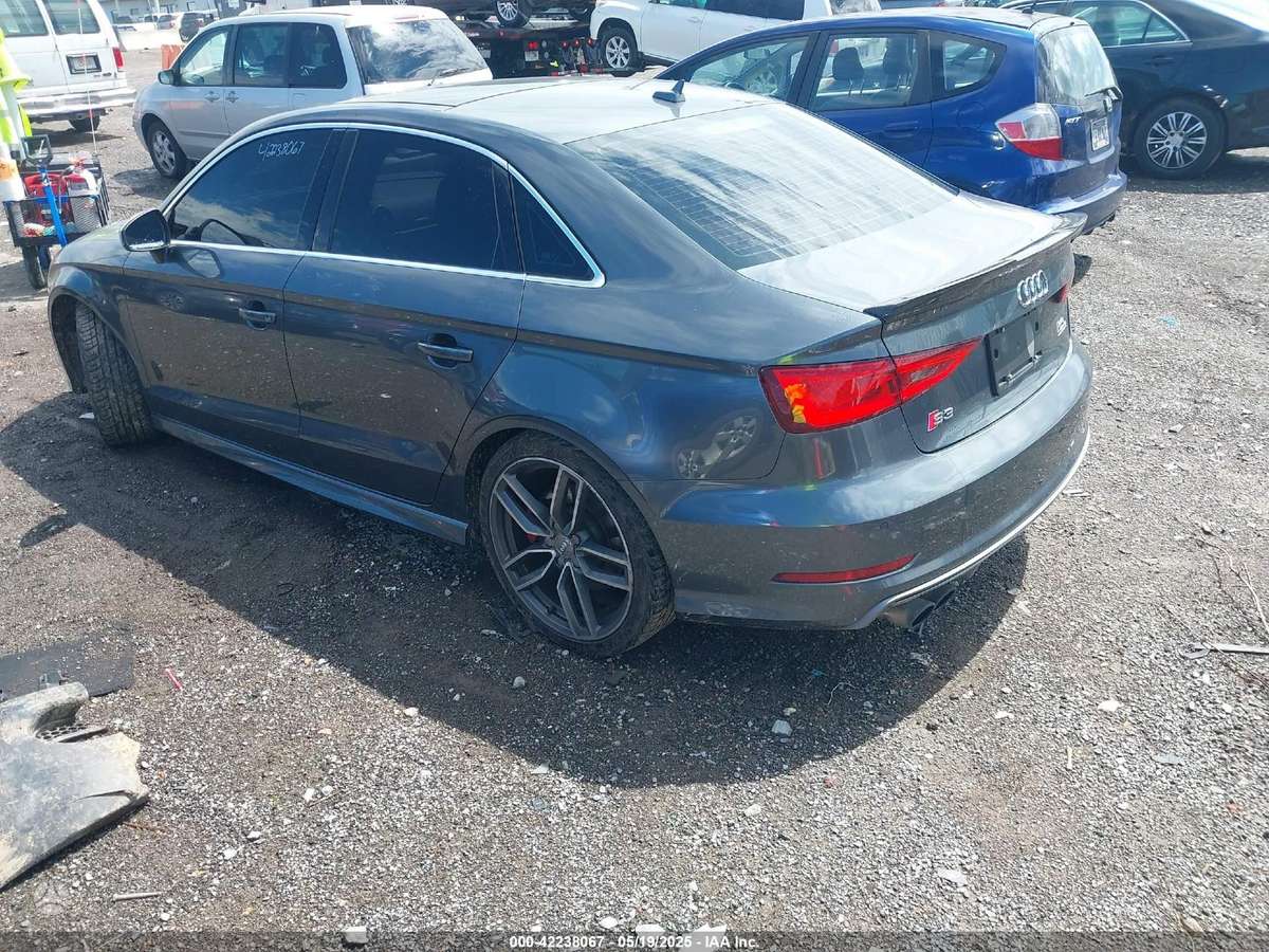 Audi S3 dalimis. Usa audi s3 dalimis