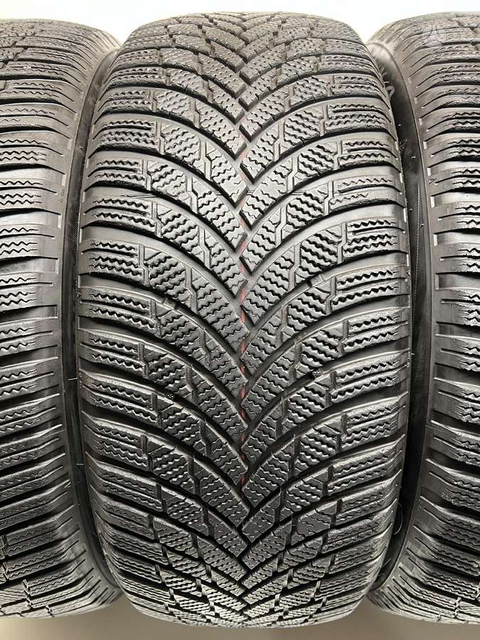 Firestone WinterHawk 4 2022m, winter 255/45 R20
