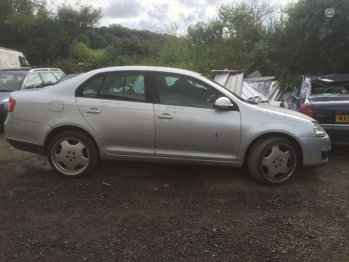 Volkswagen Jetta dalimis