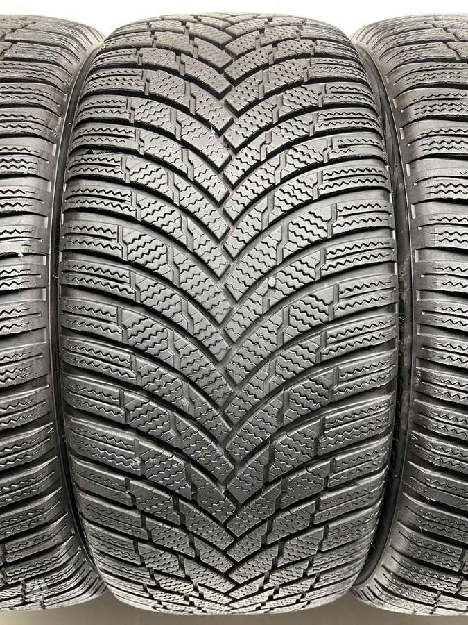 Firestone WinterHawk 4 2022m, зимние 245/45 R19