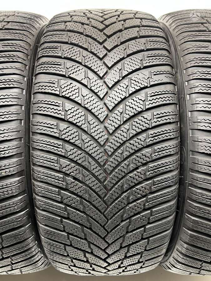 Firestone WinterHawk 4 2022m, winter 245/45 R19