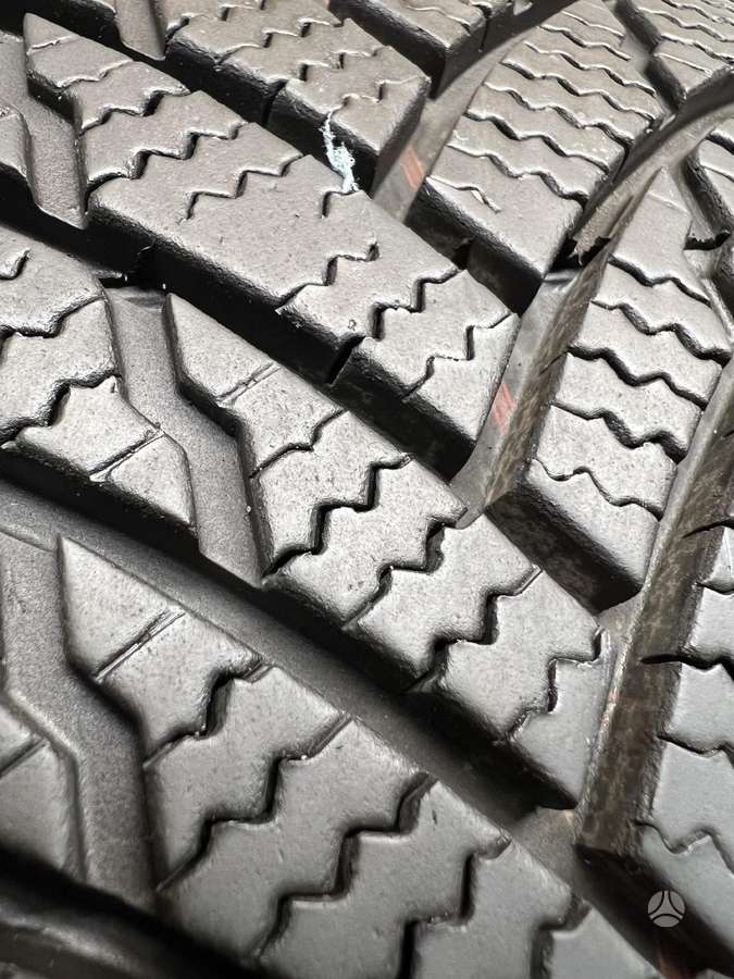 Firestone WinterHawk 4 2022m, winter 245/45 R19