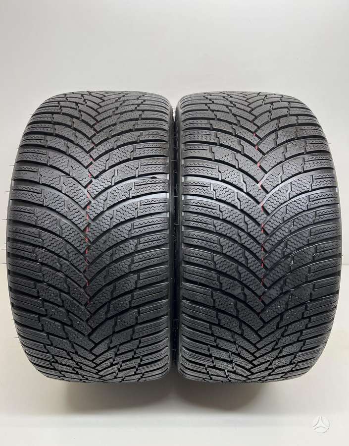 Firestone WinterHawk 4 2023m, зимние 255/35 R19
