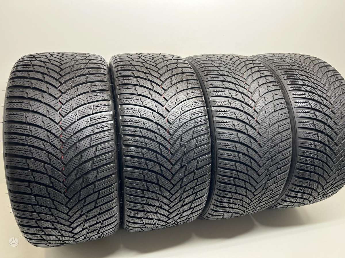 Firestone WinterHawk 4 2023m, зимние 255/35 R19