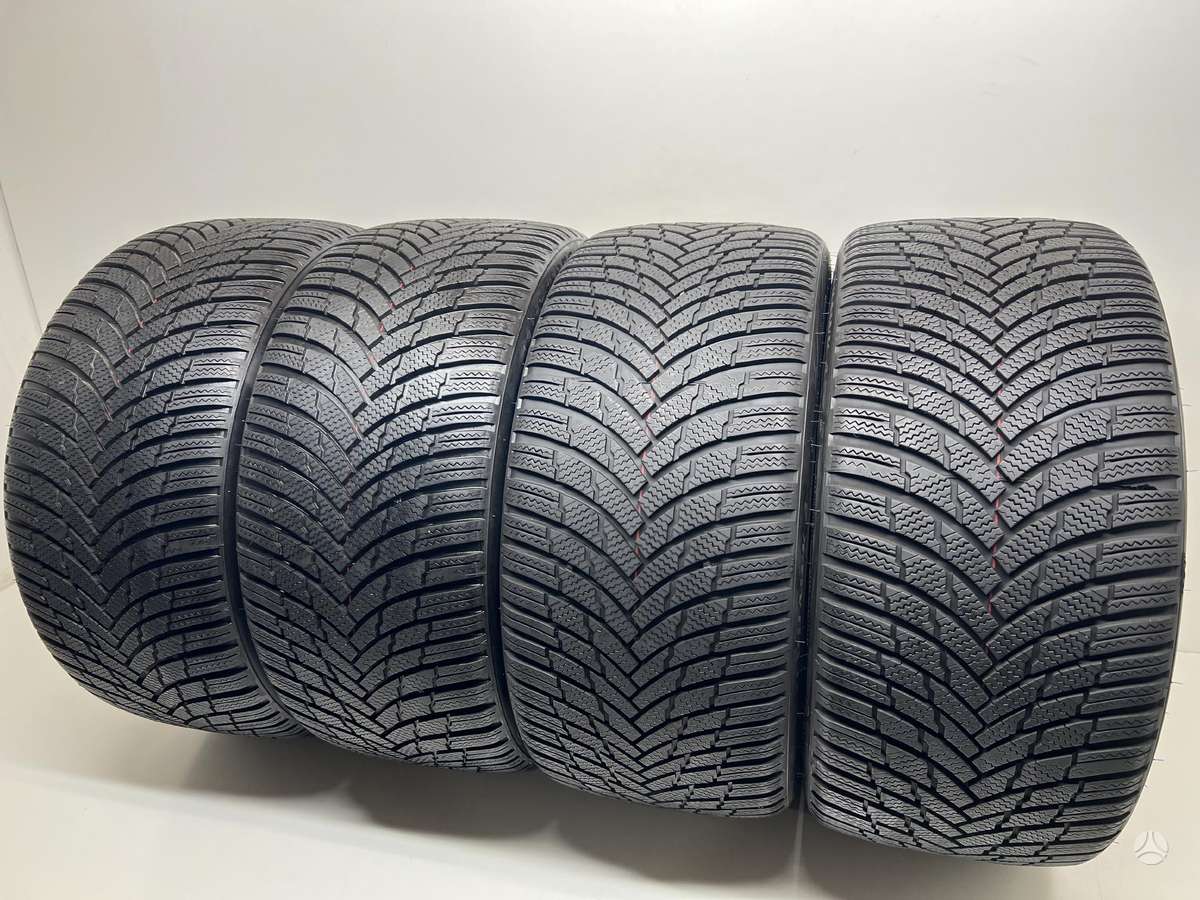 Firestone WinterHawk 4 2023m, зимние 255/35 R19