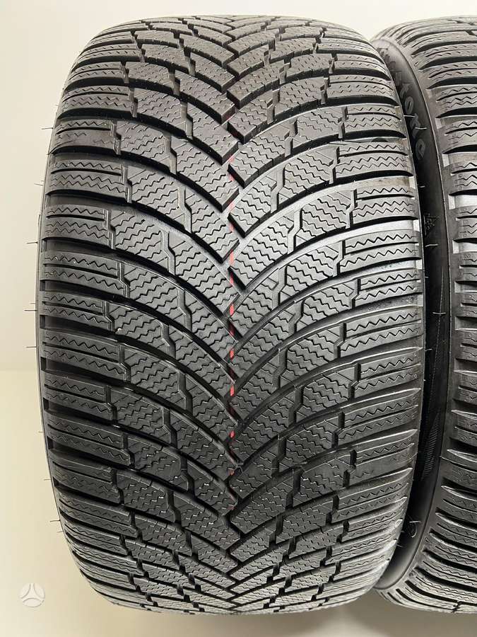 Firestone WinterHawk 4 2023m, зимние 255/35 R19
