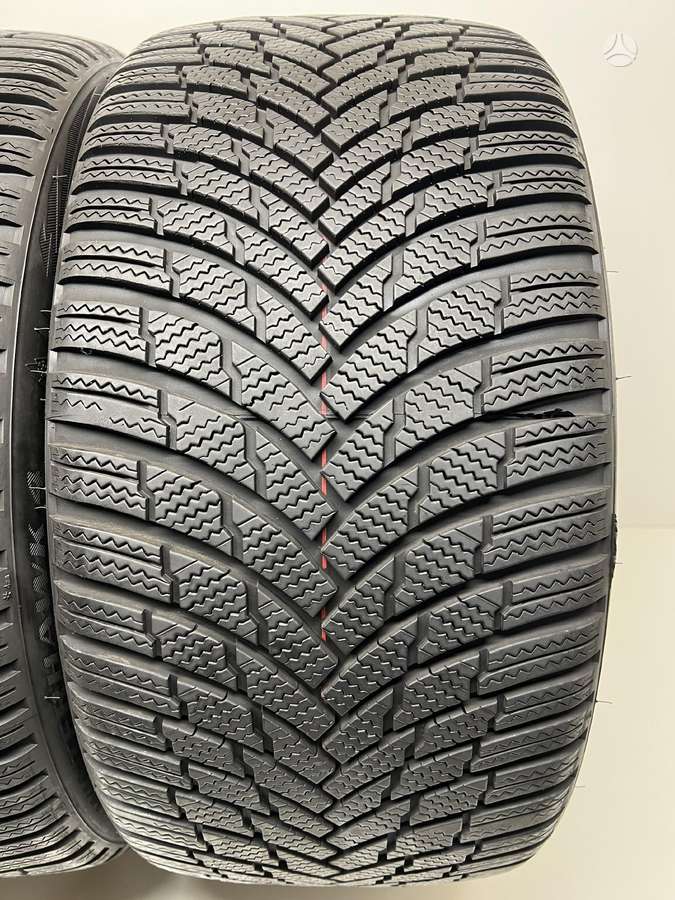 Firestone WinterHawk 4 2023m, зимние 255/35 R19