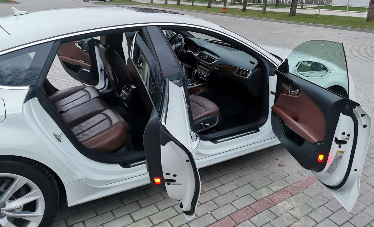Audi A7, 3.0 l., hatchback