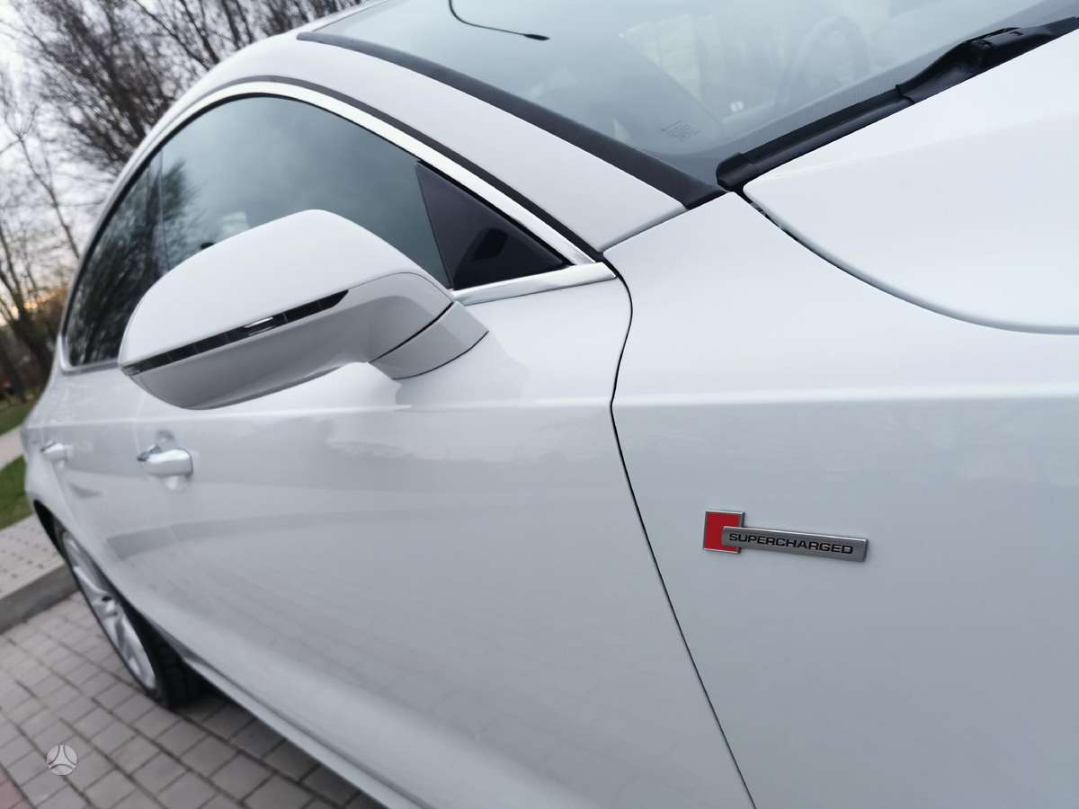 Audi A7, 3.0 l., hatchback