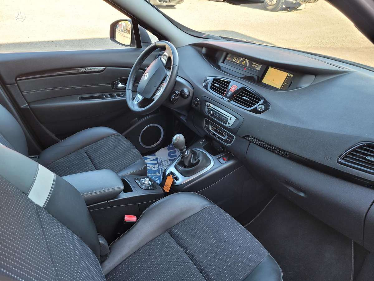 Renault Scenic, 1.6 l., hatchback