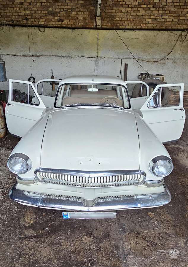 GAZ 21, Седан
