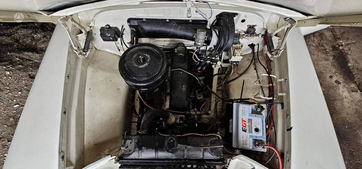 GAZ 21, Седан