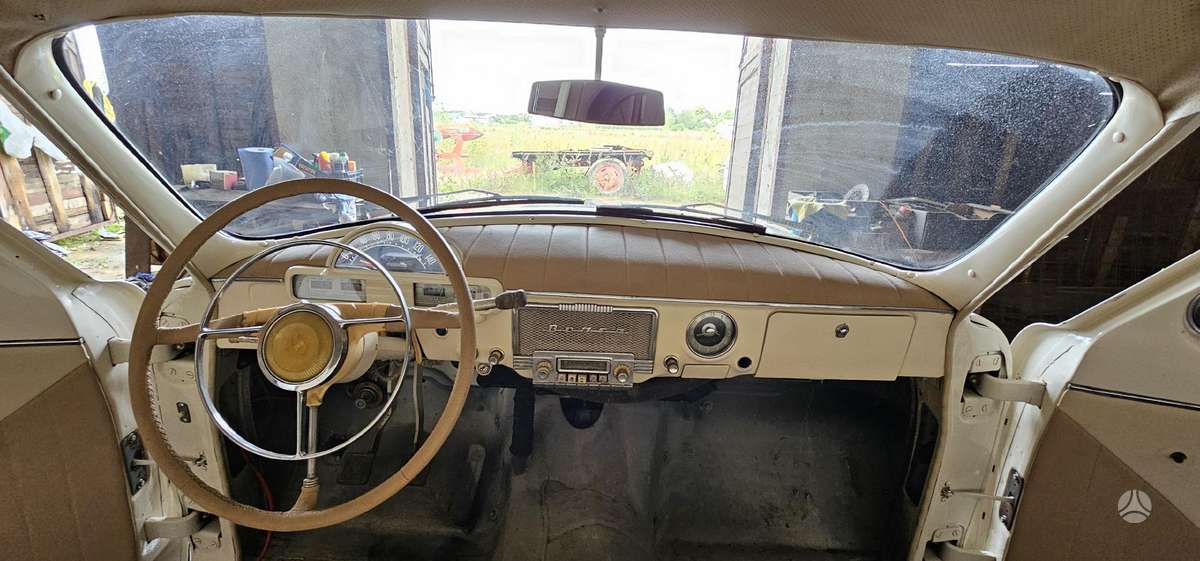 GAZ 21, Седан