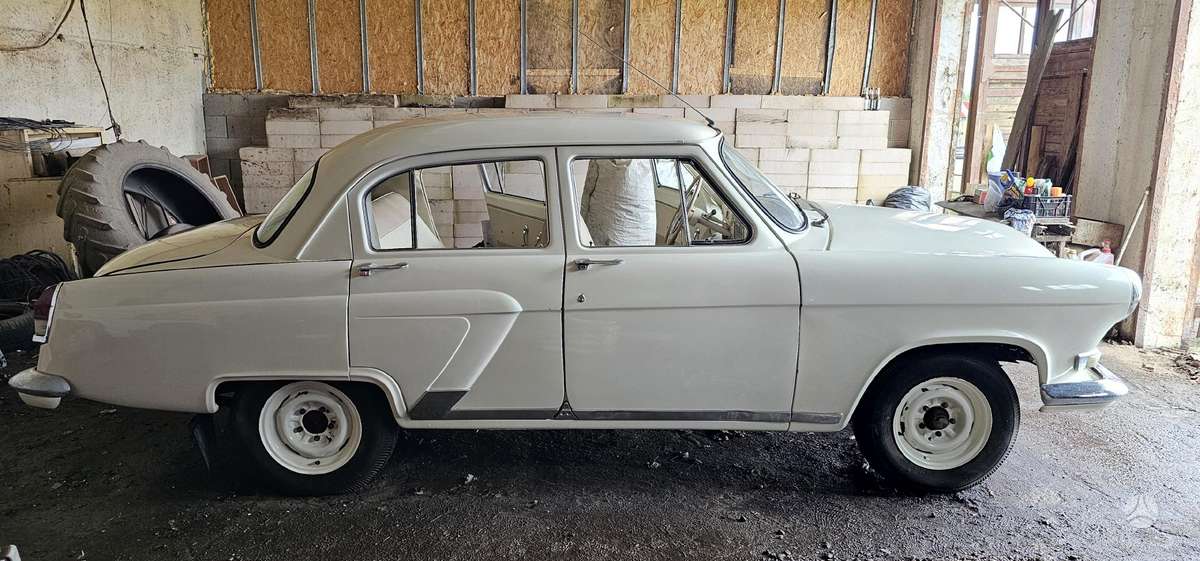 GAZ 21, Седан