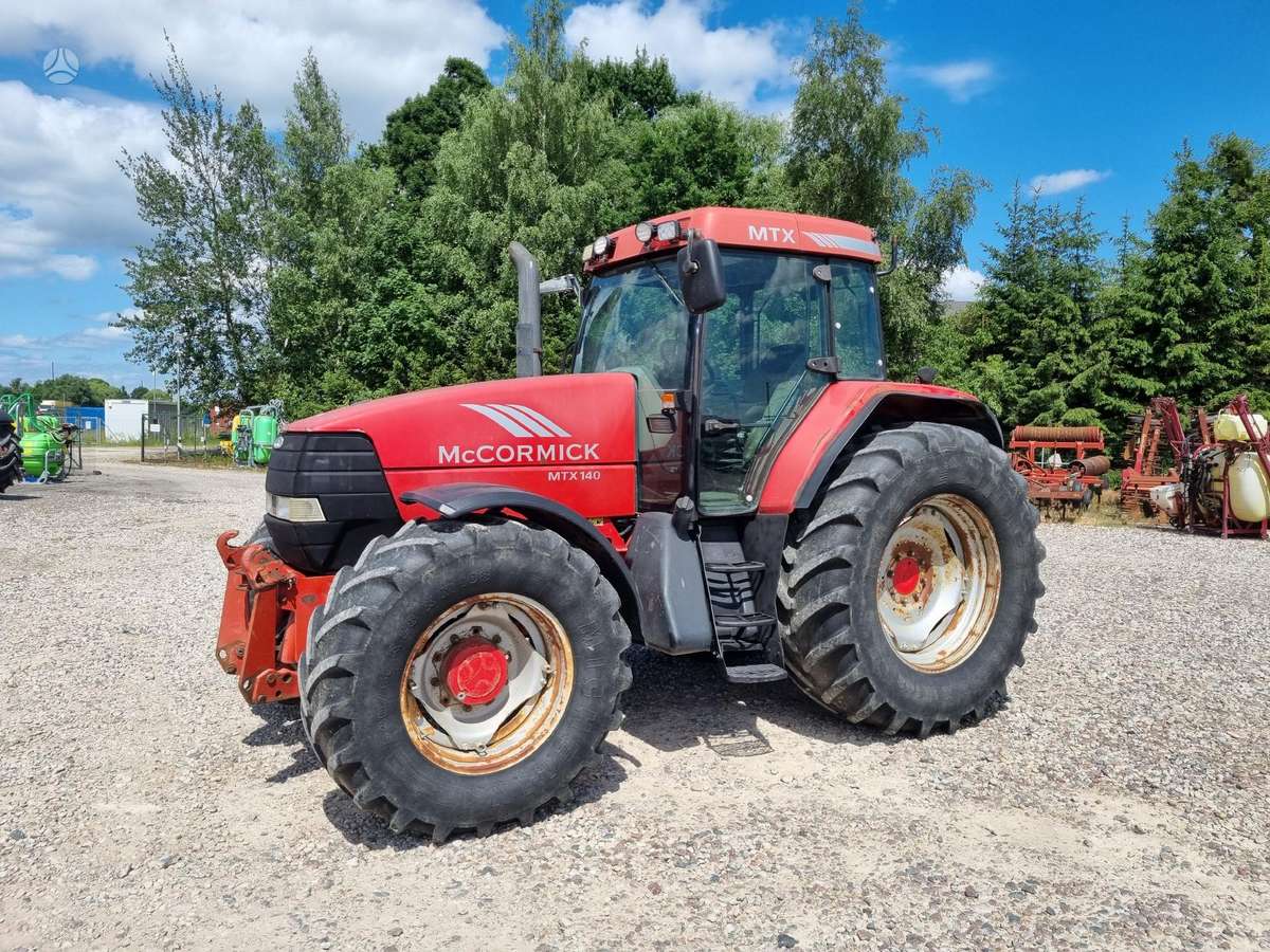McCORMICK MTX140, tractors