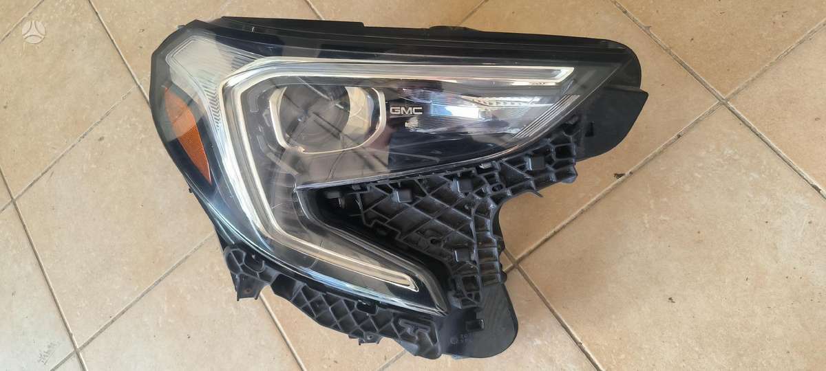GMC Terrain радиатор кондиционера
