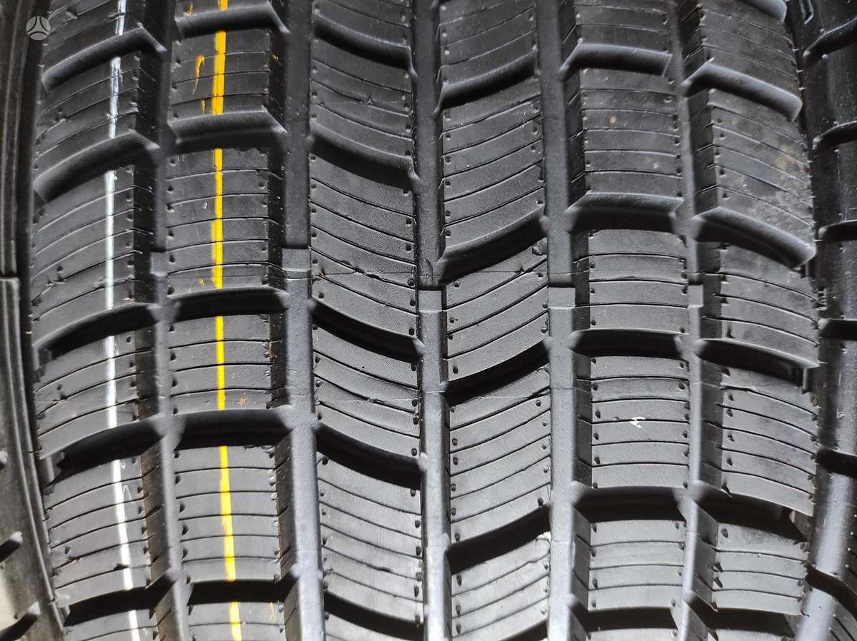 Continental, зимние 235/55 R18