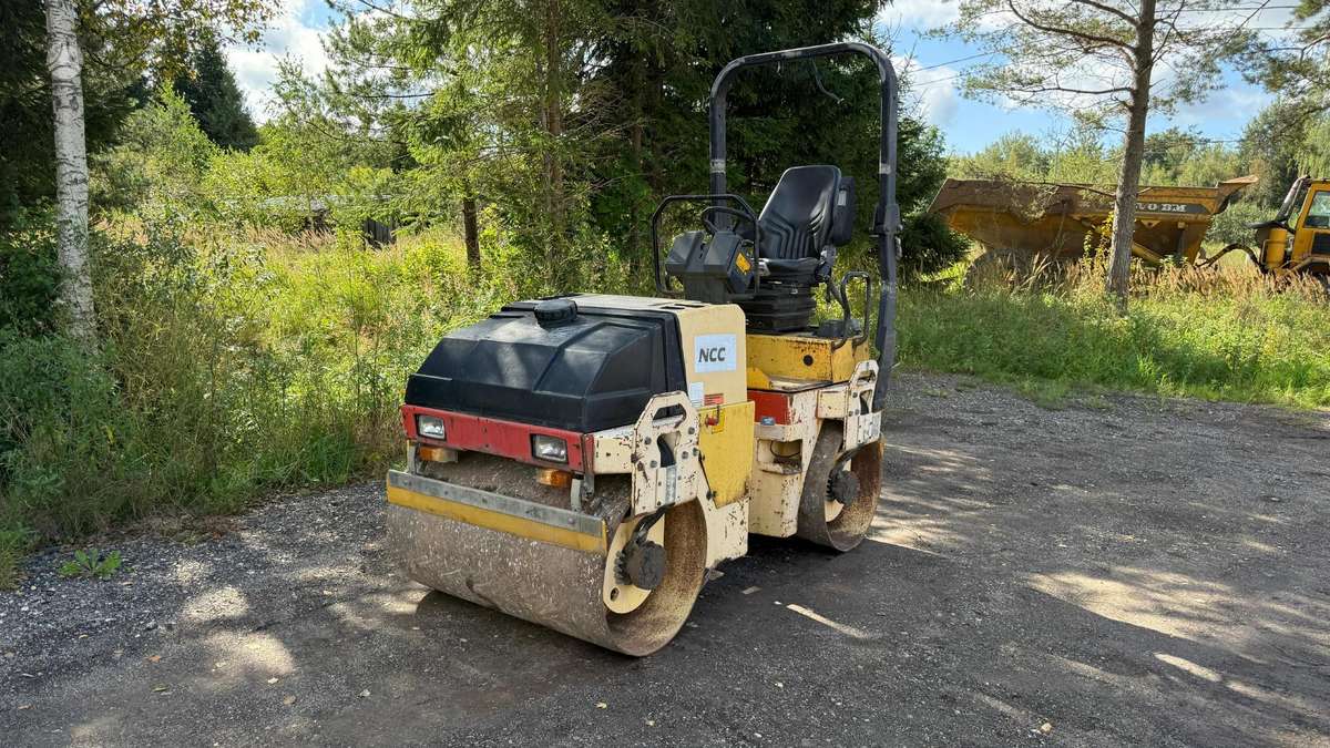 Dynapac CC122, вибромашины