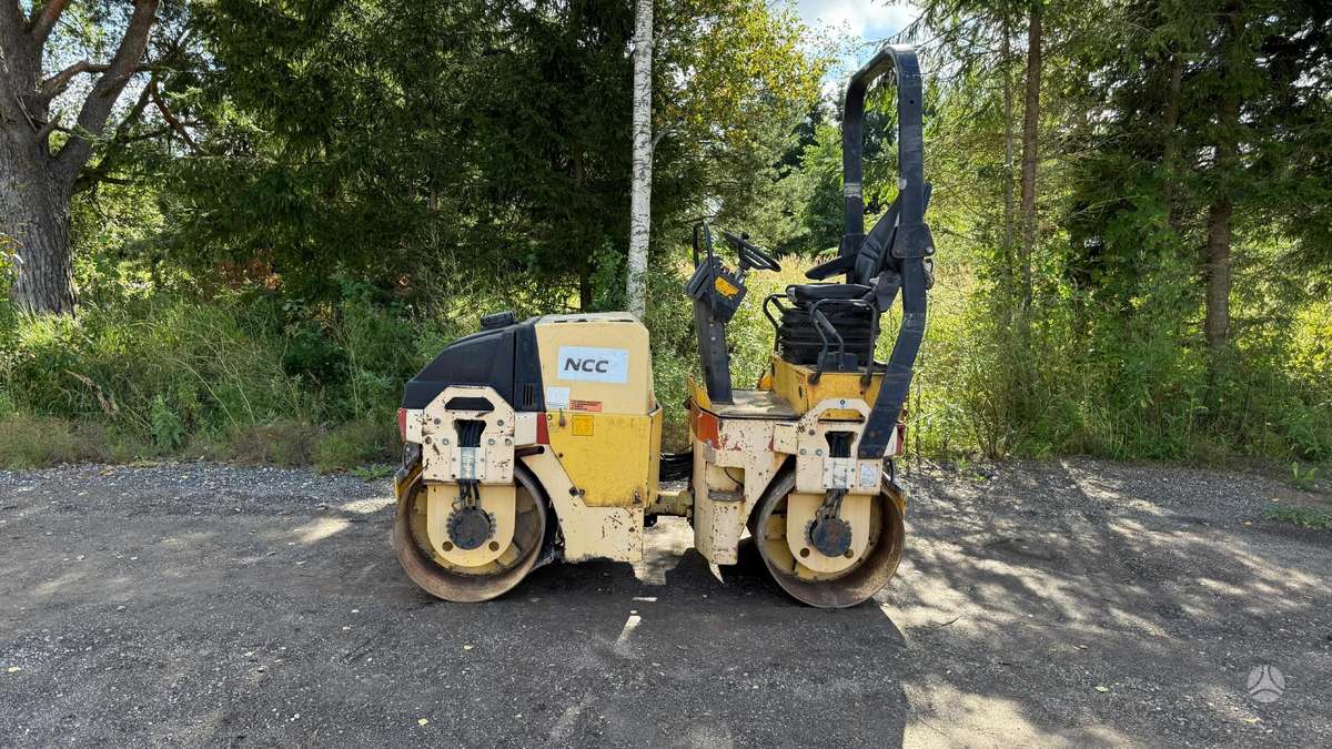 Dynapac CC122, вибромашины