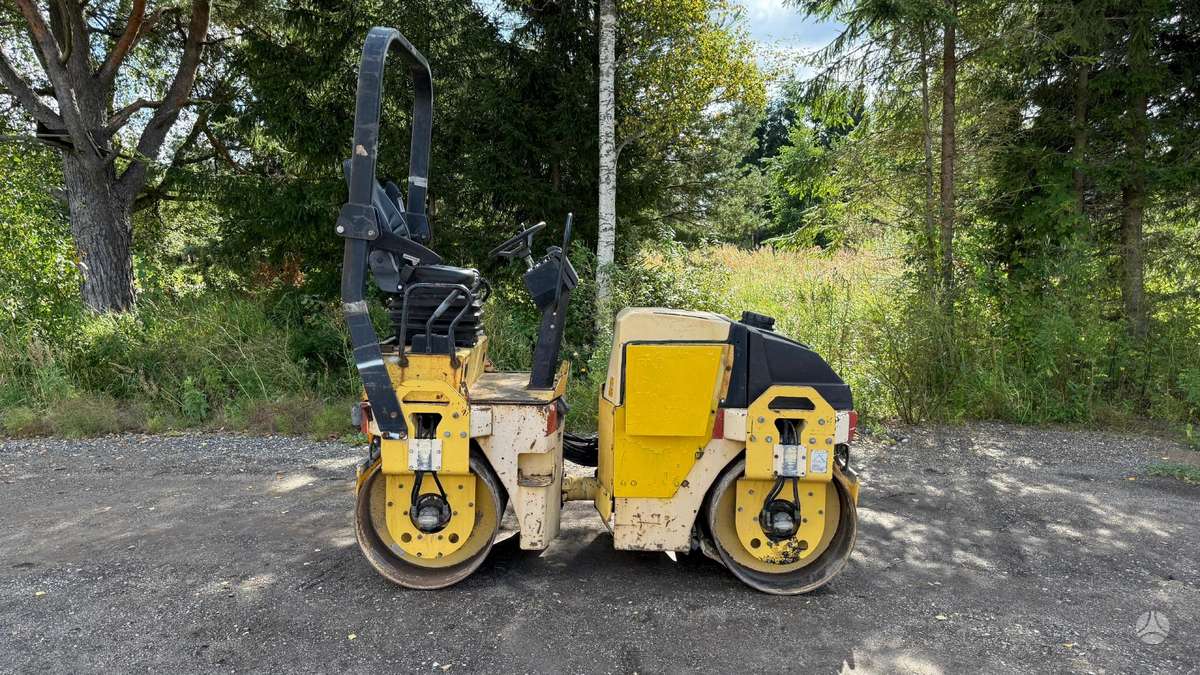 Dynapac CC122, вибромашины