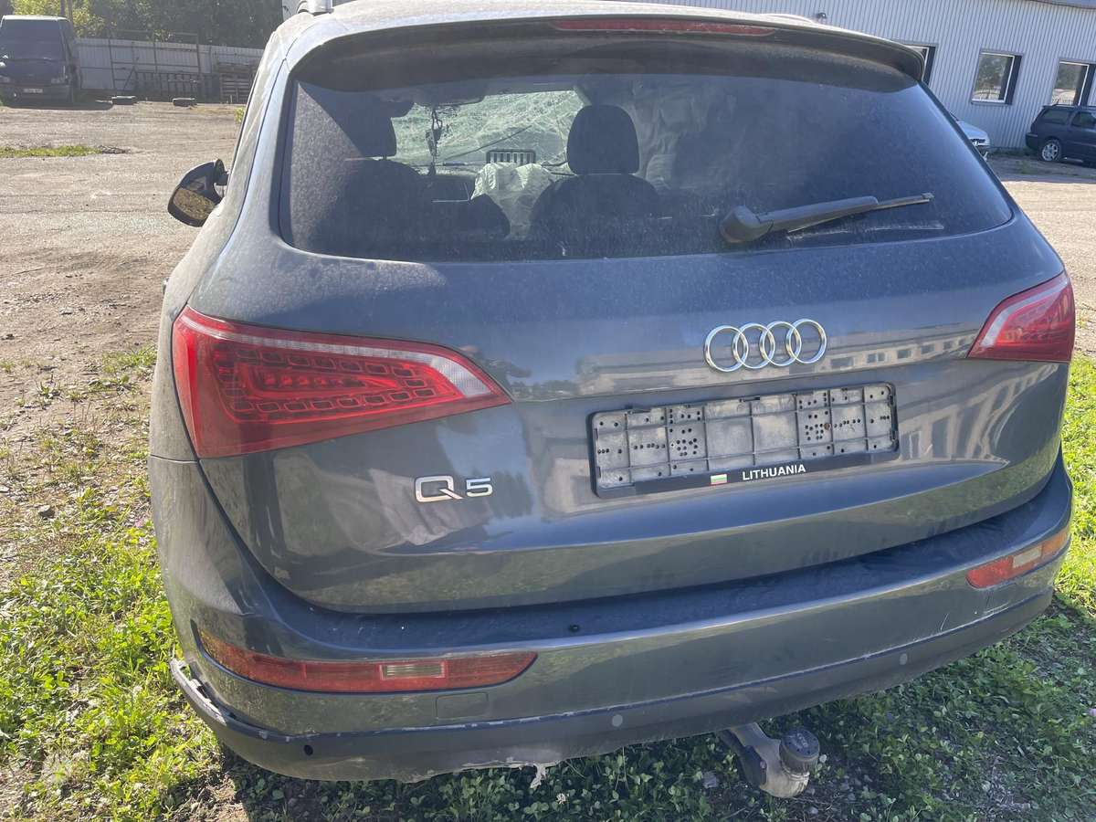 Audi Q5 for parts
