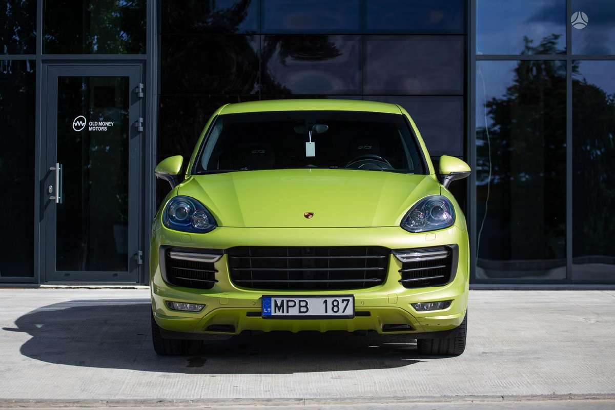 Porsche Cayenne - 3