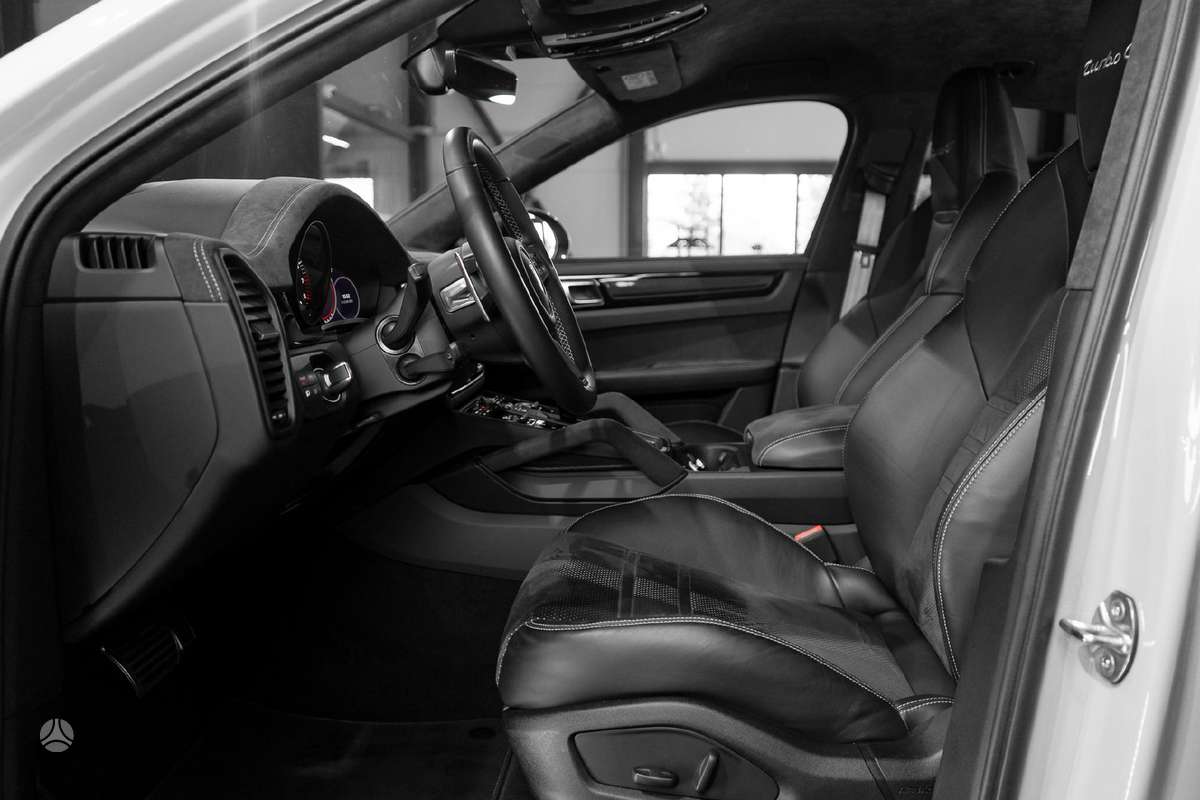 Porsche Cayenne Coupe - 10