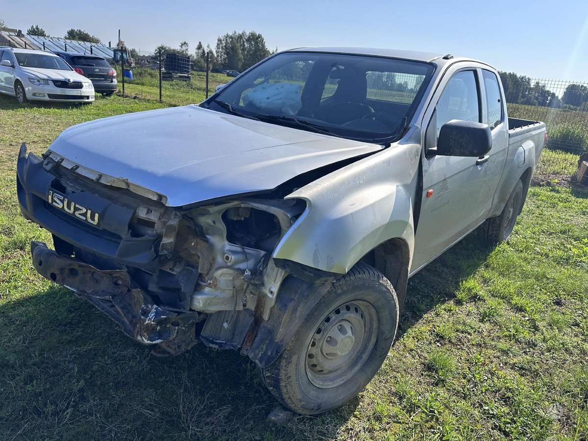 Isuzu D-Max