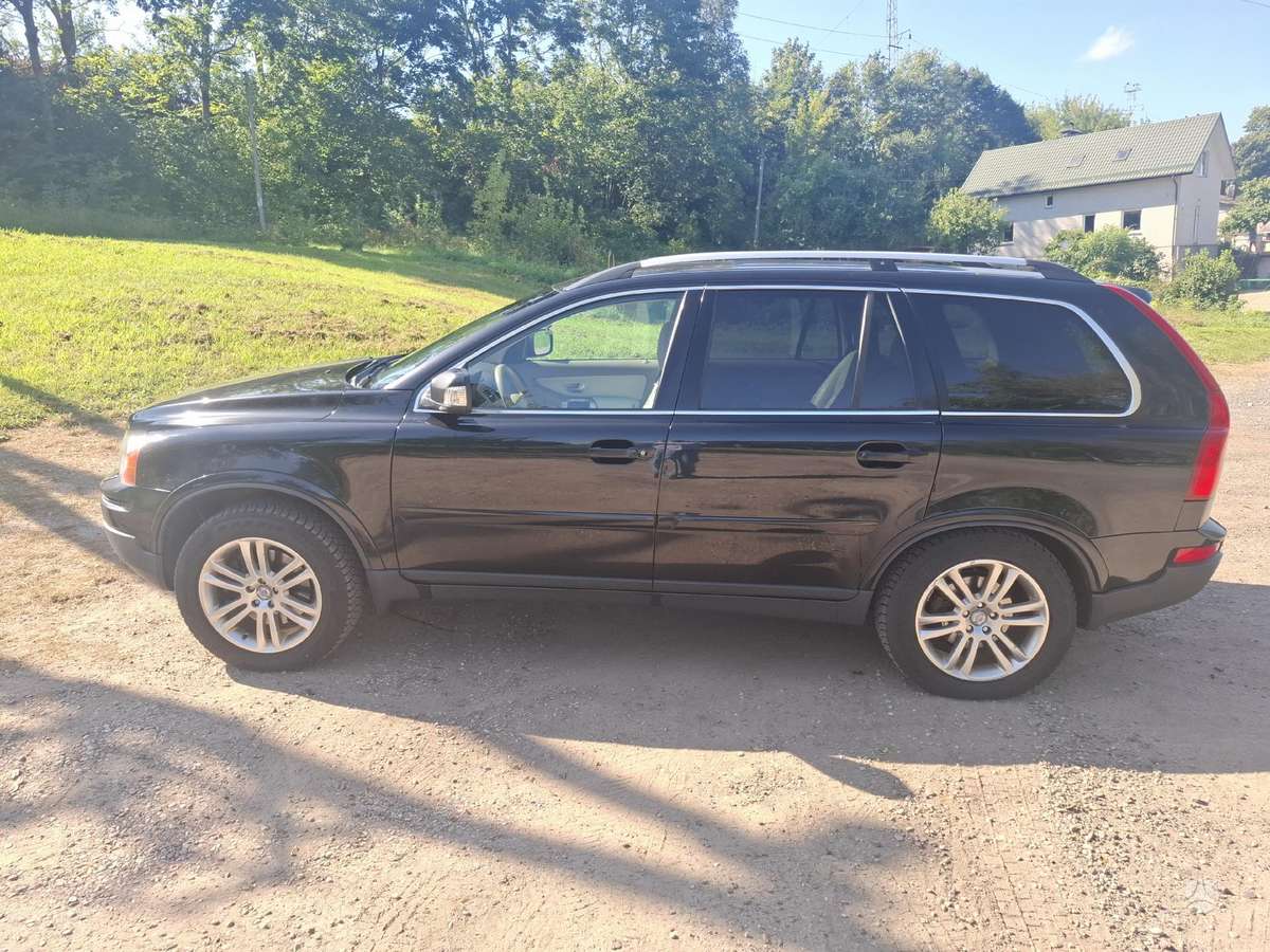 Volvo XC90 - 3