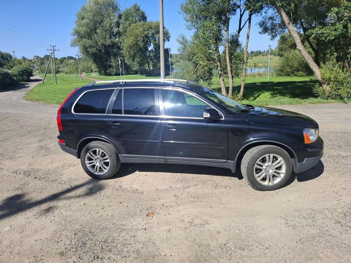 Volvo XC90 - 2