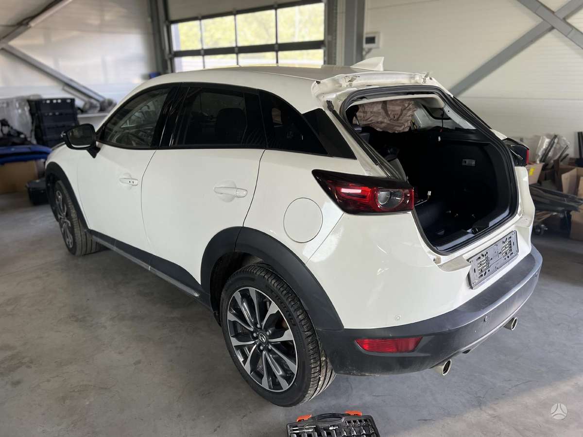 Mazda CX-3 Pradetas ardyti