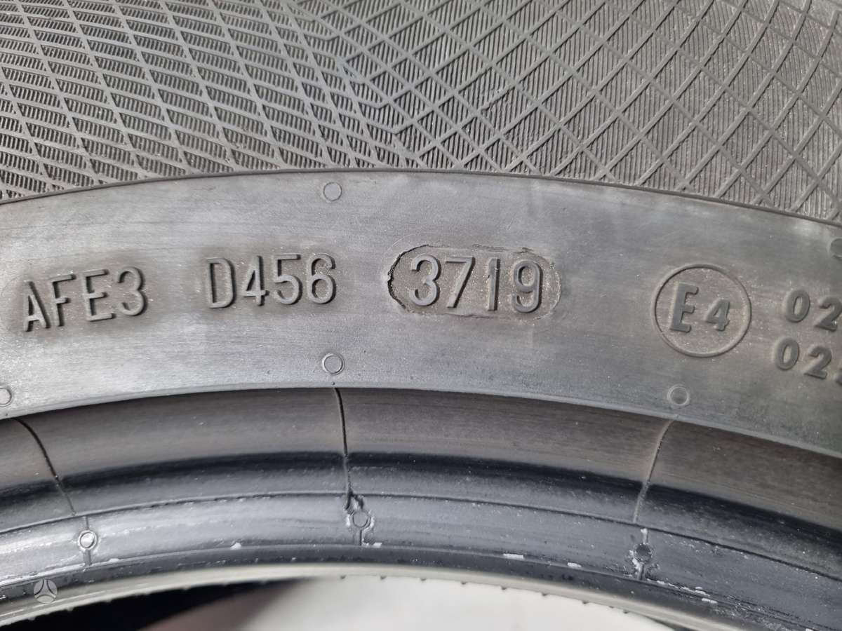 Continental, зимние 215/65 R17
