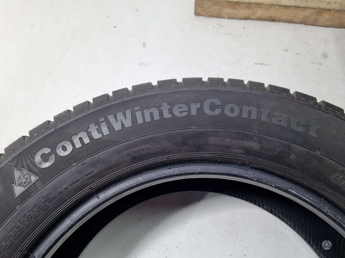 Continental 4-5mm, всесезонные 215/65 R17
