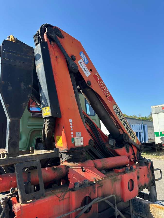 MAN TGA 26.413, самосвалы с краном